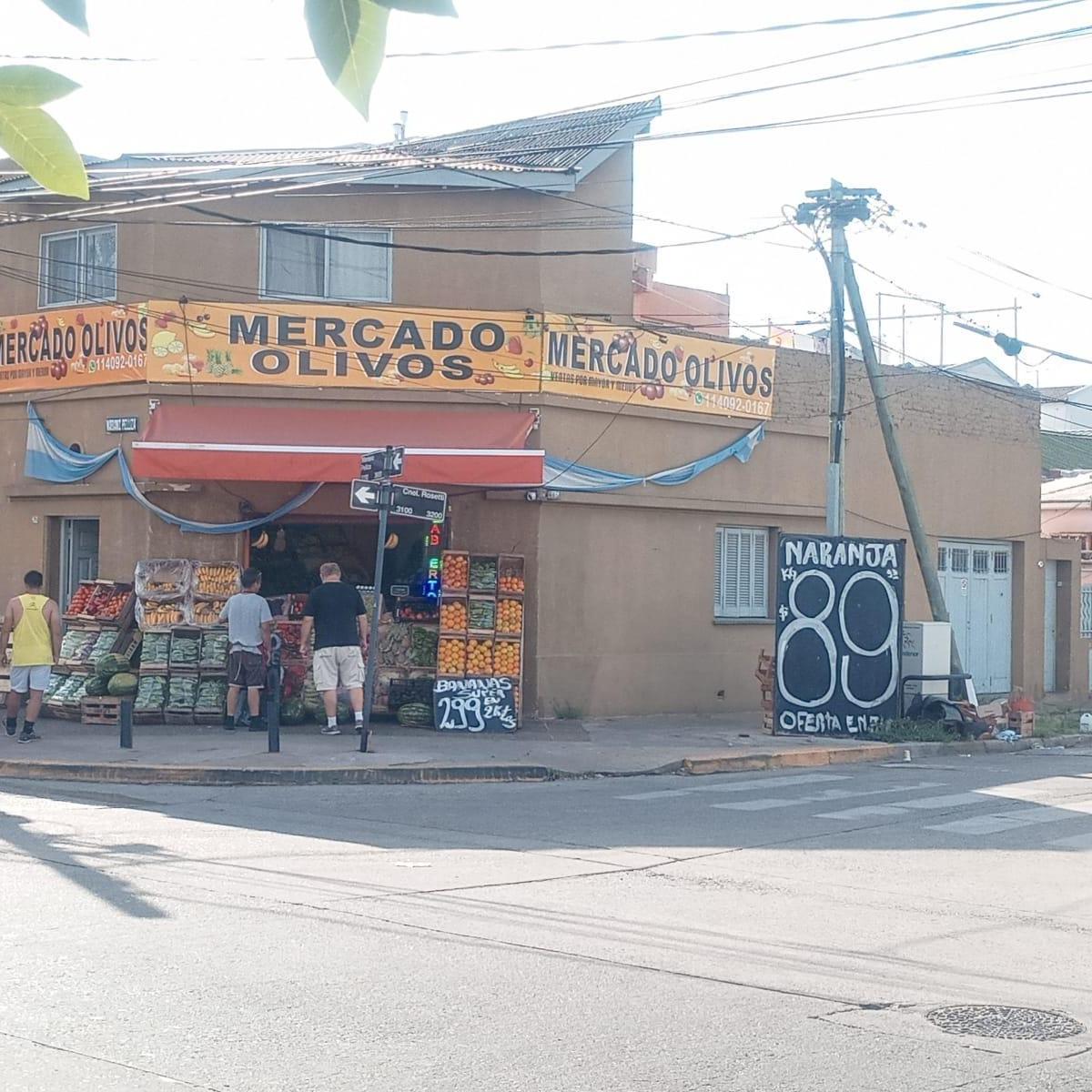 Venta en Block Propiedad Multifamiliar + Local 1