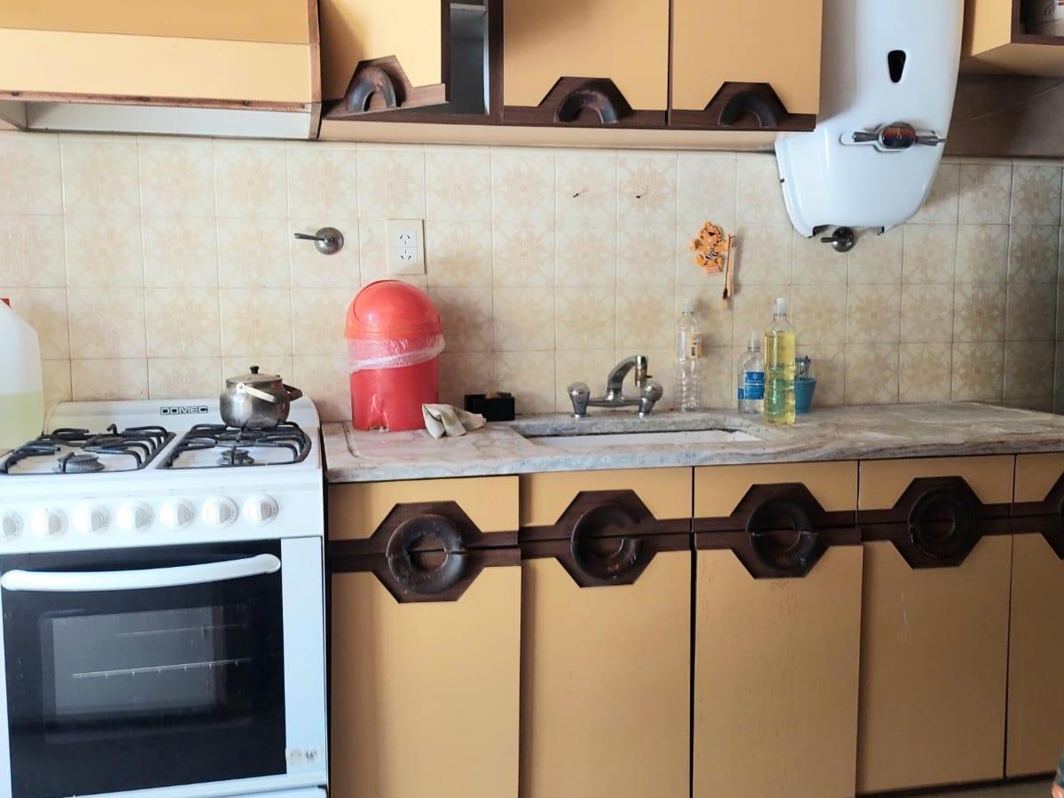 Foto de Duplex 4 ambientes a refaccionar en Martinez ,excelente ubicación., imagen 2
