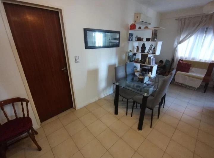 Departamento de tres ambientes en muy buena zona de San Martin 5