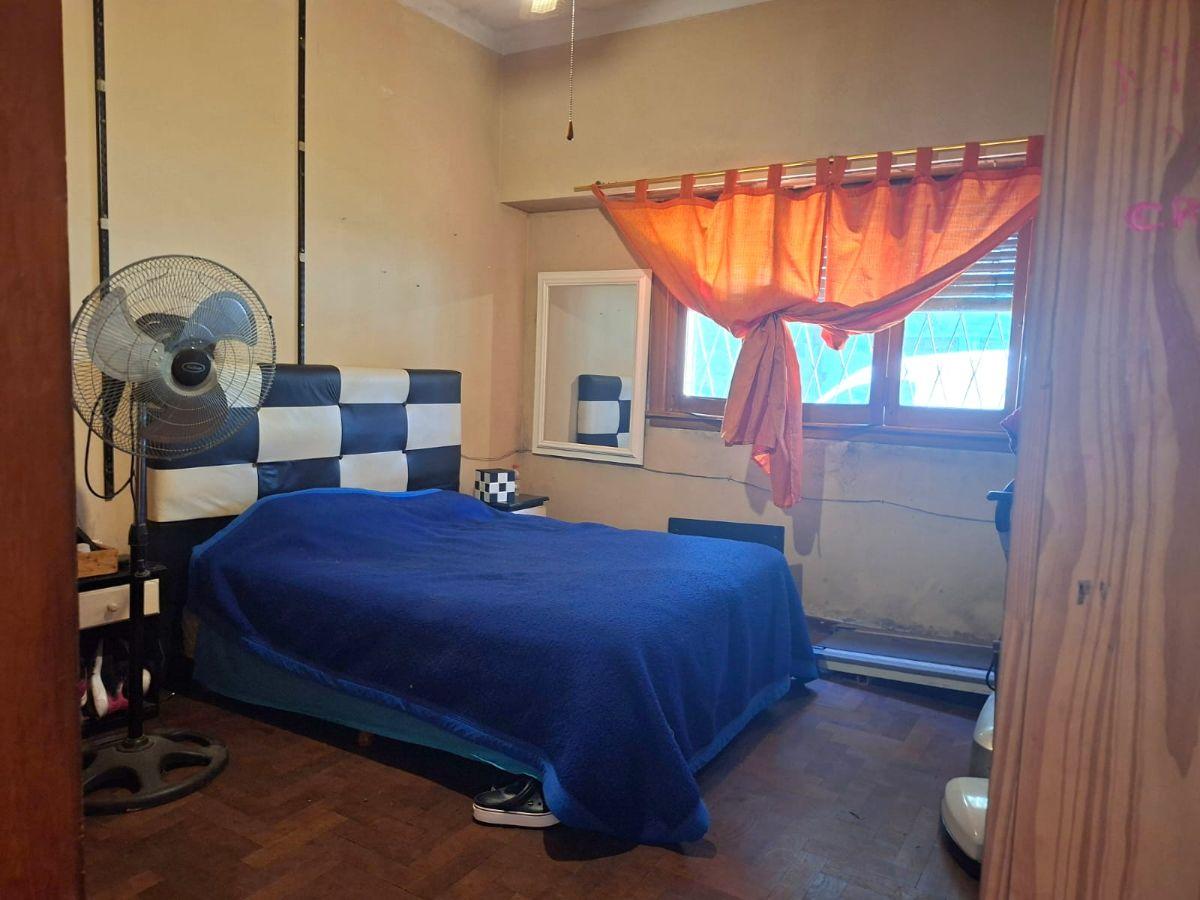 Casa cómoda y funcional en muy buena zona de Villa Ballester