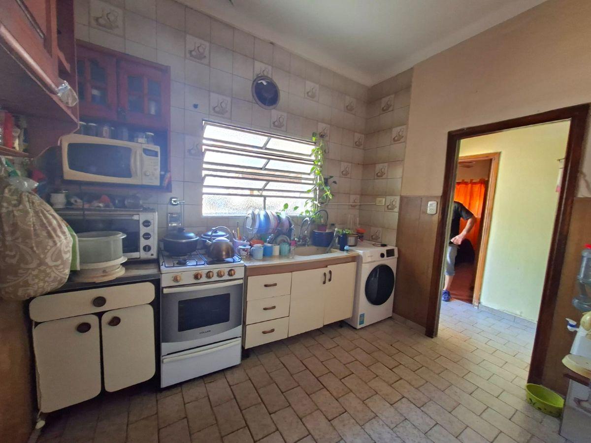 Casa cómoda y funcional en muy buena zona de Villa Ballester
