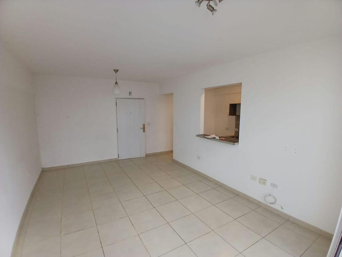 Departamento 2 ambientes, con balcón y terraza propia, Chacarita!!