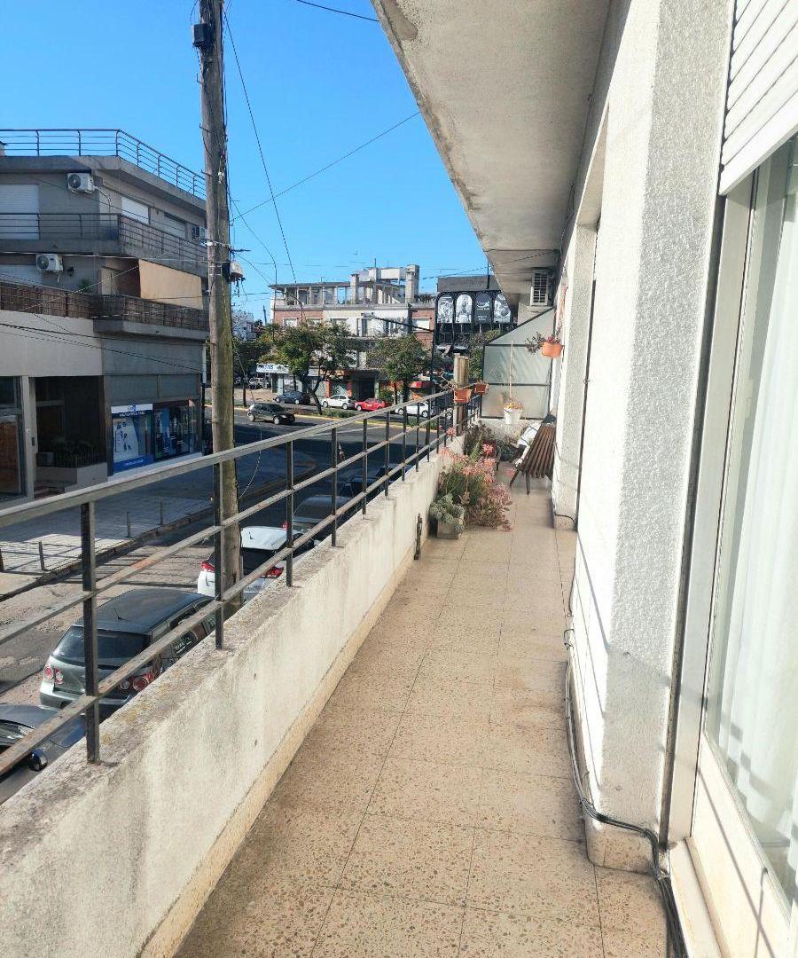 Foto de Muy buen departamento de 110 m2,INMEJORABLE UBICACION DE MARTINES!!!!, imagen 4