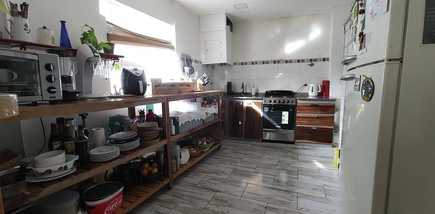 2 CASAS DE 3 AMBIENTES EN PLANTA BAJA Y PLANTA ALTA EN DUPLEX EN VENTA. VILLA BALLESTER 5