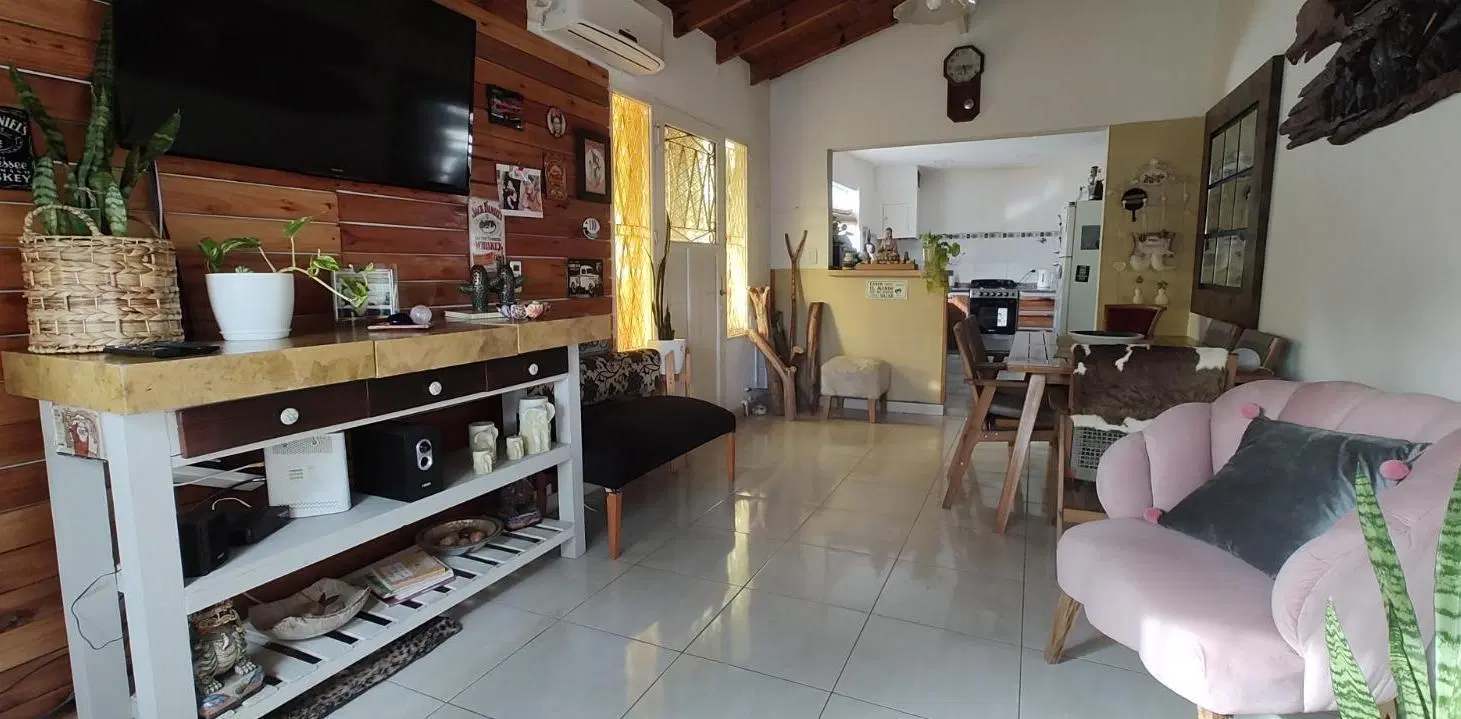2 CASAS DE 3 AMBIENTES EN PLANTA BAJA Y PLANTA ALTA EN DUPLEX EN VENTA. VILLA BALLESTER 3