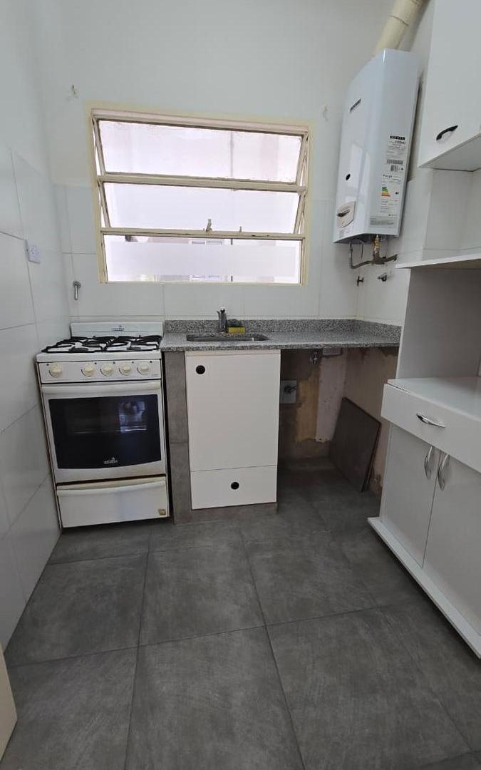 Foto de Impecable y Luminoso Departamento de 2 Ambientes en Alquiler en Olivos, imagen 4