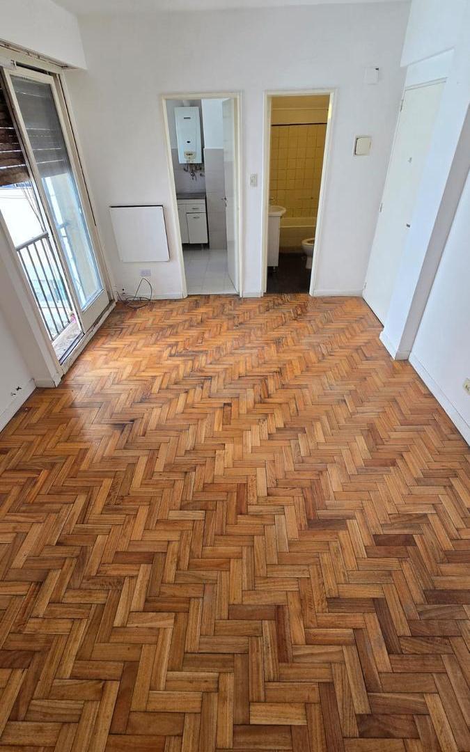 Foto de MONOAMBIENTE O DEPARTAMENTO DE 1 AMBIENTE CON BALCON FRANCES EN, imagen 4