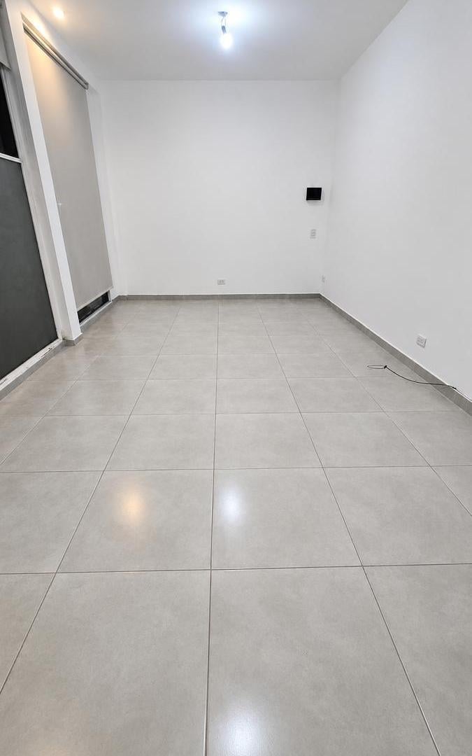 Foto de Local Comercial Ideal Oficina o Consultorio en Planta Alta en Alquiler, imagen 4