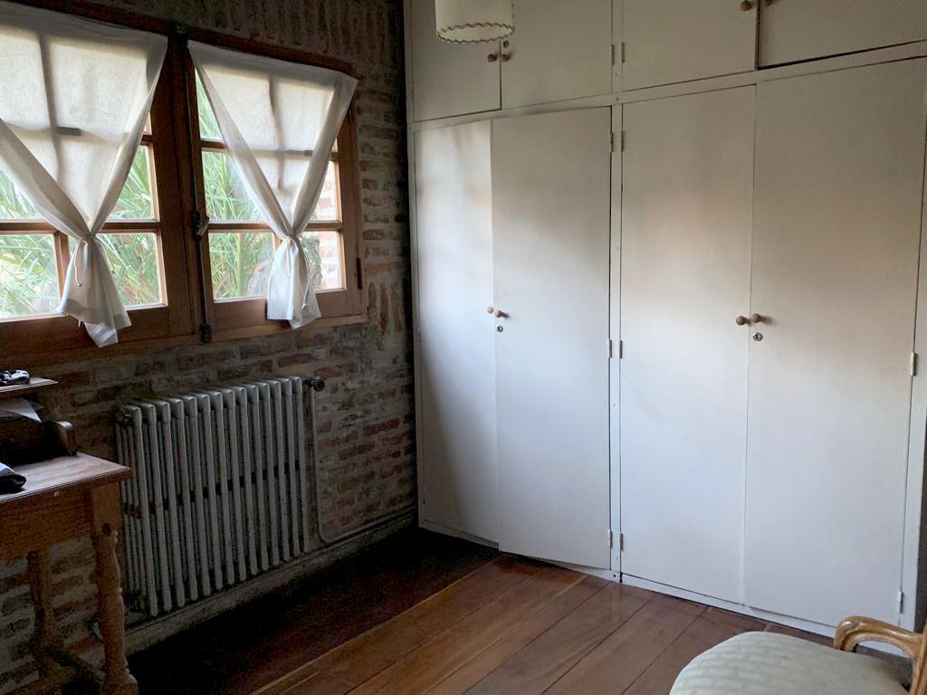 Excelente Casa en Barrio Parque Aguirre7 Lote Apto Para Desarrollo Inmobiliario 3