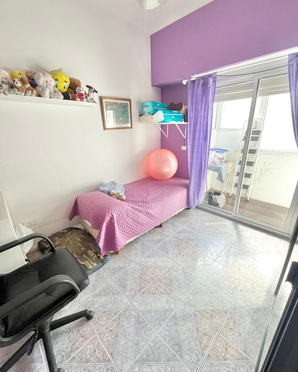 Foto de Excelente 4 ambientes Contrafrente. Segundo Piso. Patio. Estudio, imagen 3