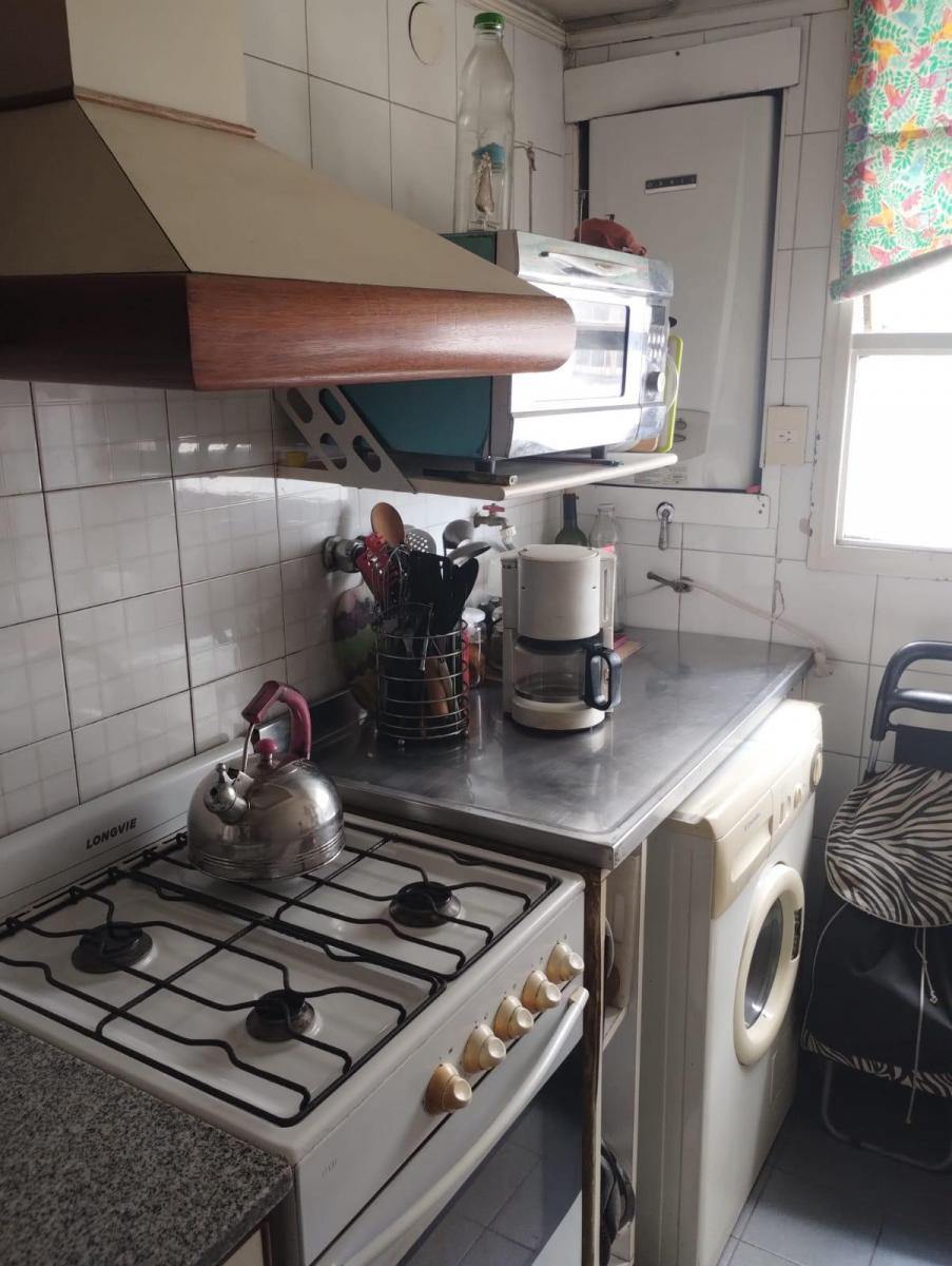 Foto de Excelente departamento 3 ambientes. Excelente Ubicación en Piso Noveno., imagen 2