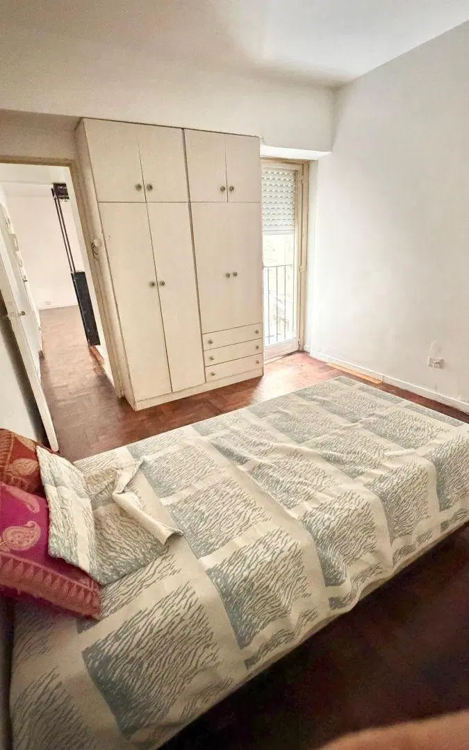 Excelente departamento 2 Ambientes en Planta baja. Lavadero Incorporado. Baño Completo. 5