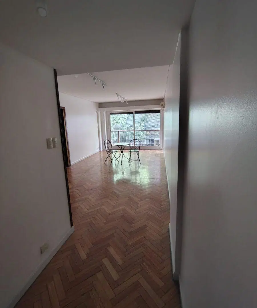 Excelente Departamento 4 Ambientes, Muy Luminoso., Habitación de servicio, Cochera 3