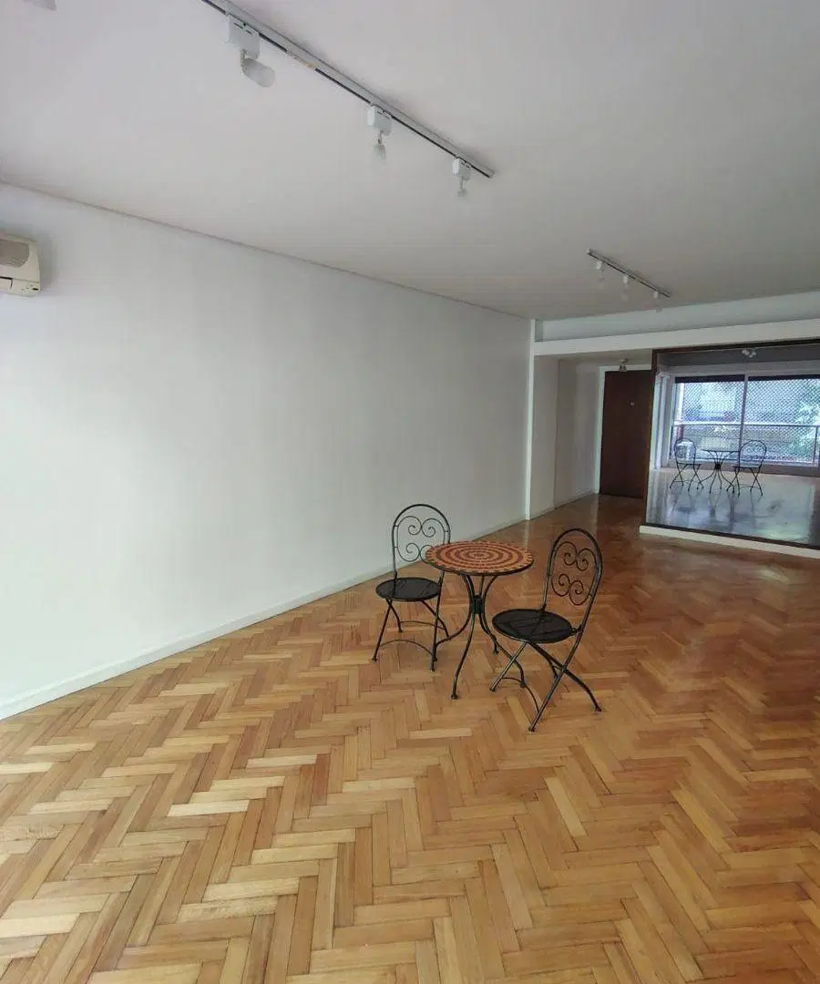 Excelente Departamento 4 Ambientes, Muy Luminoso., Habitación de servicio, Cochera 1