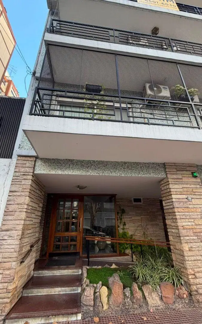 Departamento de 41 m² con 2 ambientes, lavadero y cocina en venta en Villa del Parque 2