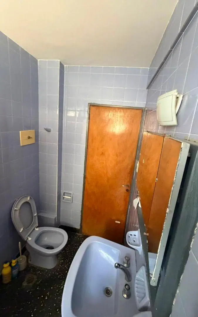 Departamento de 41 m² con 2 ambientes, lavadero y cocina en venta en Villa del Parque 8