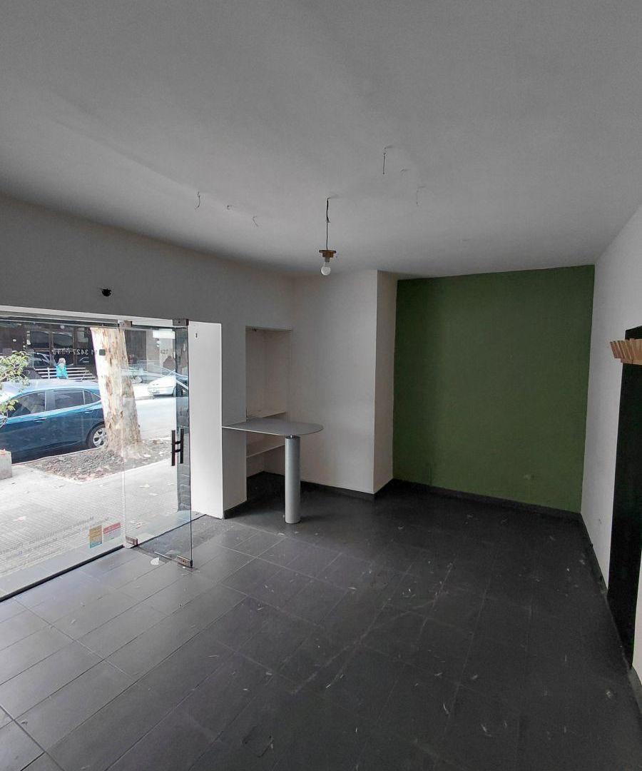 Foto de Local comercial de 18 m² en alquiler en Villa del Parque, imagen 4