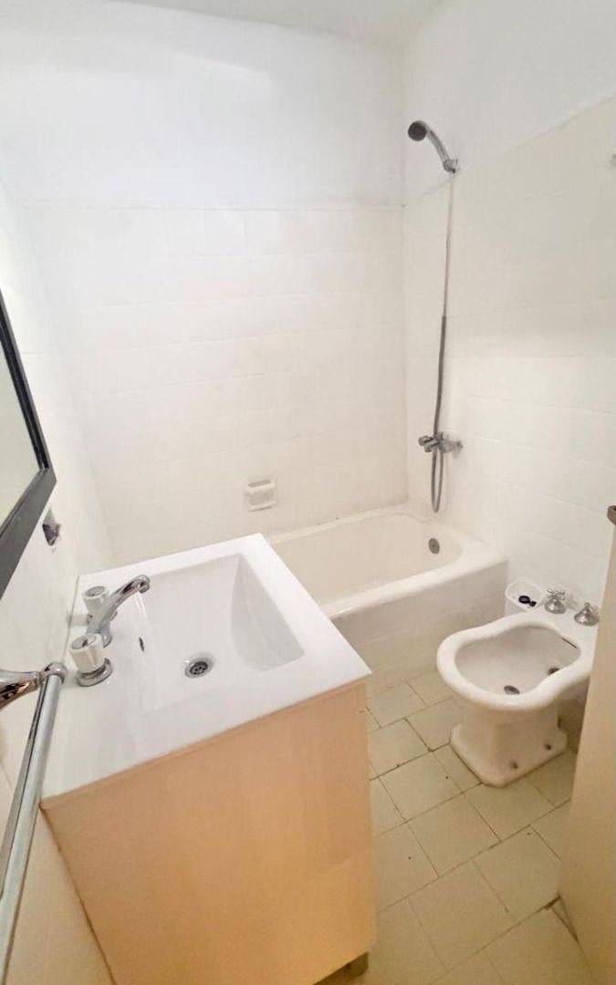 Foto de Departamento de 35 m² con 1 dormitorio en alquiler en Villa del Parque, imagen 5
