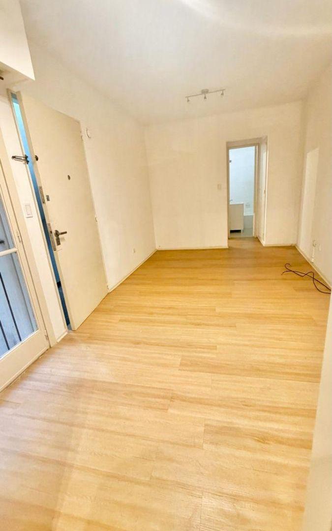 Foto de Departamento de 35 m² con 1 dormitorio en alquiler en Villa del Parque, imagen 1
