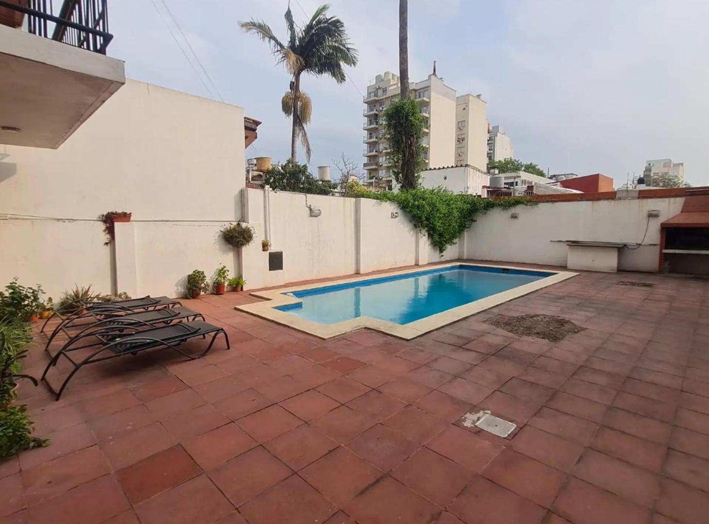Foto de Departamento de 67 m² con 2 dormitorios en venta en Monte Castro, imagen 5