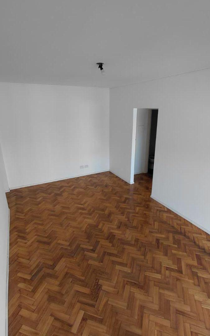 Foto de Departamento 2 ambientes con cochera de 44 m² totales en alquiler en, imagen 2