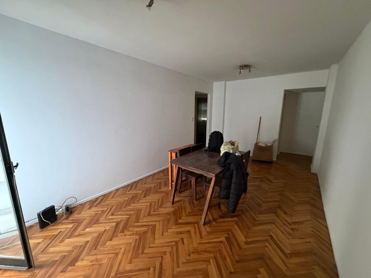 Foto de Excelente Departamento de 3 Ambientes Lateral muy luminoso. Excelente, imagen 3