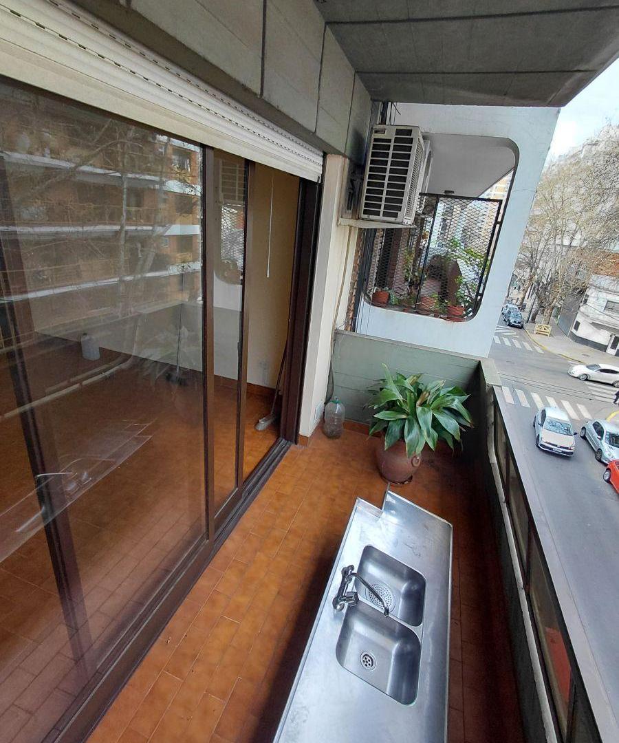 Foto de Departamento monoambiente con balcón de 30 m² en alquiler en Villa del, imagen 1