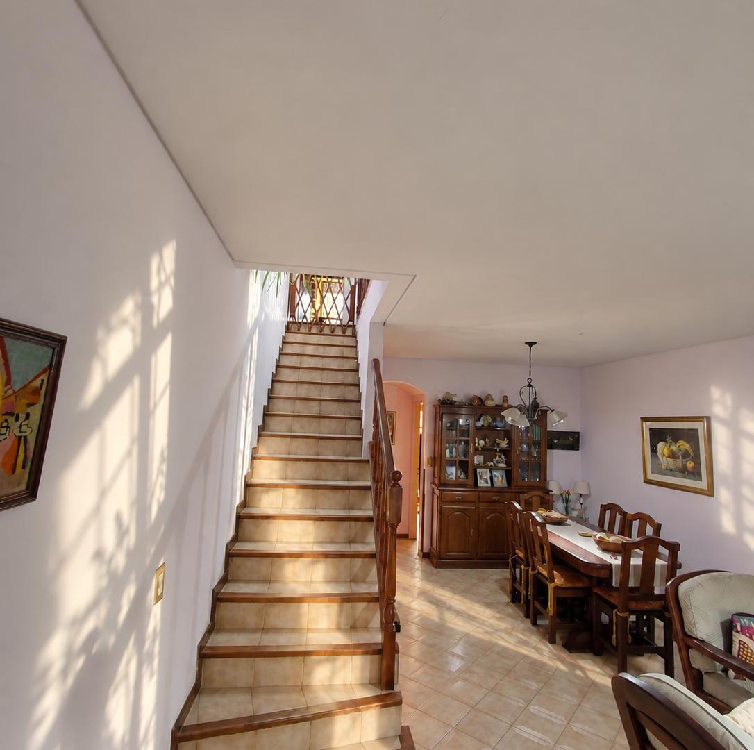 Foto de Casa duplex de 145 m² con 3 dormitorios en venta en Floresta Norte, imagen 4