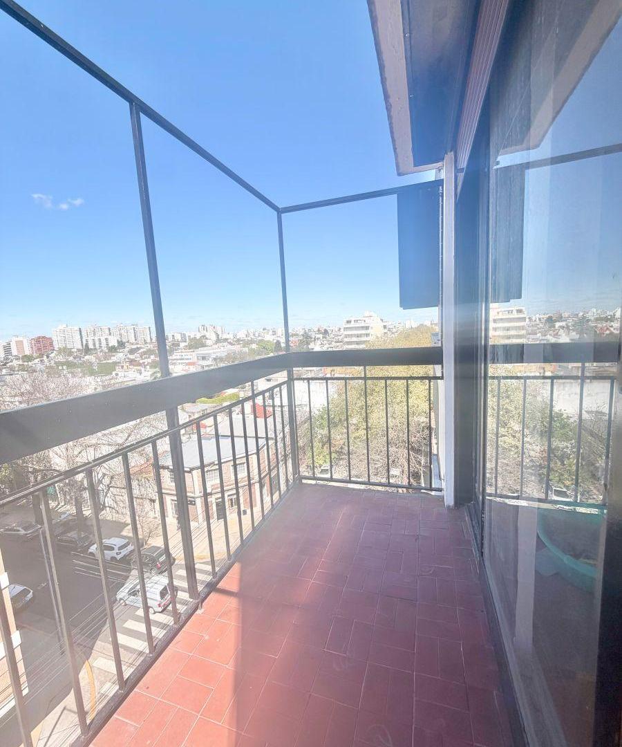 Foto de Excelente Departamento de 3 Ambientes con 2 Balcones al Frente. Muy, imagen 5