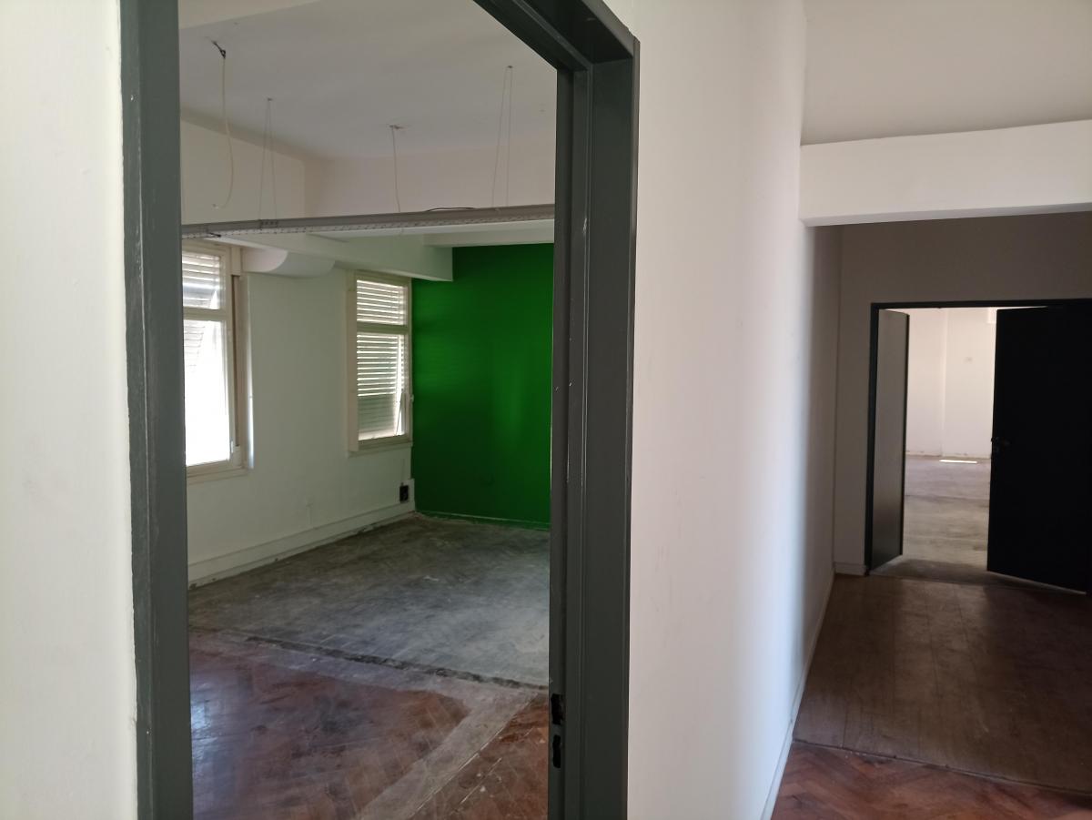 Duplex Vivienda a Reciclar o Comercial San Telmo Unico Edificio Bruno. U$s 800. - /m² Oportunidad 2