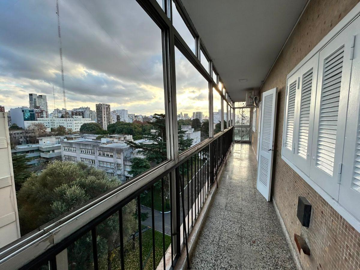 Foto de DEPARTAMENTO EN ALQUILER 4 AMBIENTES MUY LUMINOSO CON EXCELENTE VISTA, imagen 4