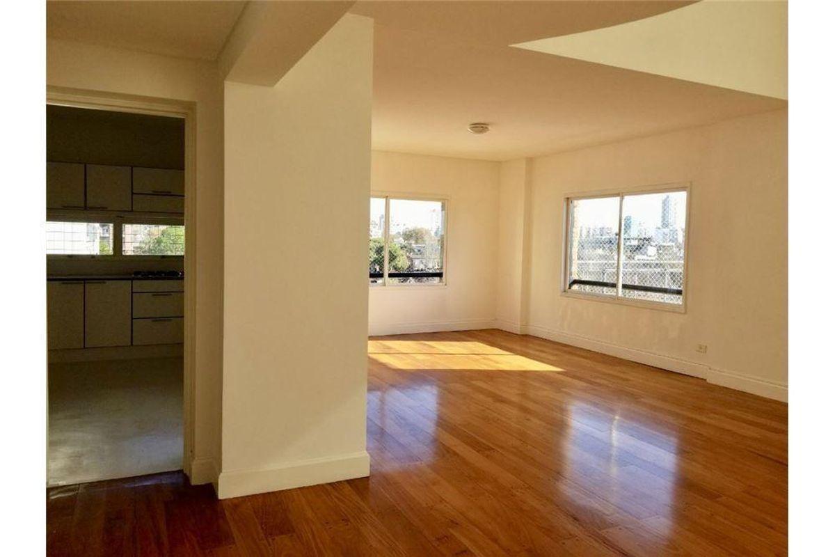 Foto de Alquiler departamento en Duplex. Increíble Semipiso. Zona Residencial, imagen 4