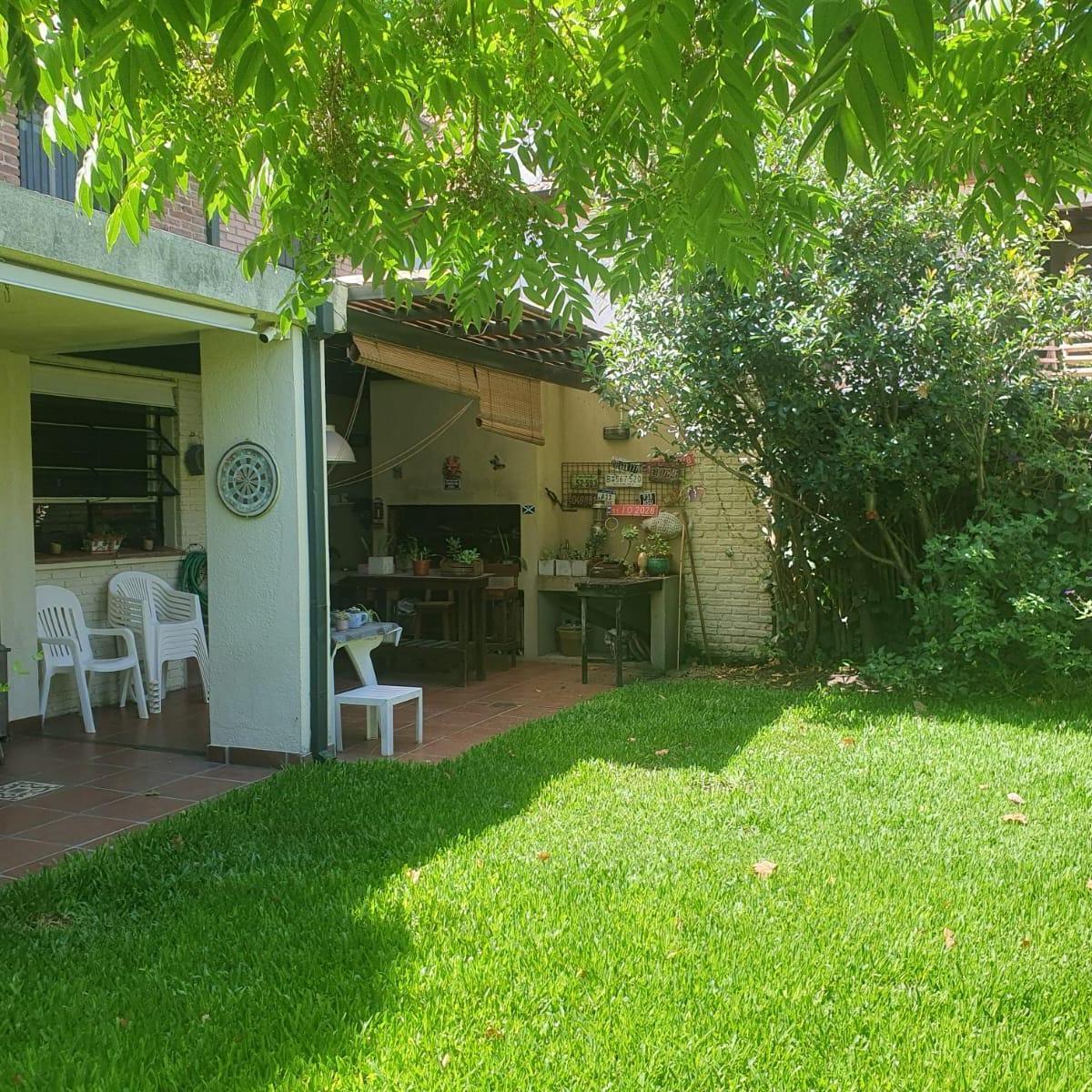 Wineberg Al 3000 - Lindísimo Chalet de Ladrillo en Una de Las Mejores Cuadras de Olivos 3