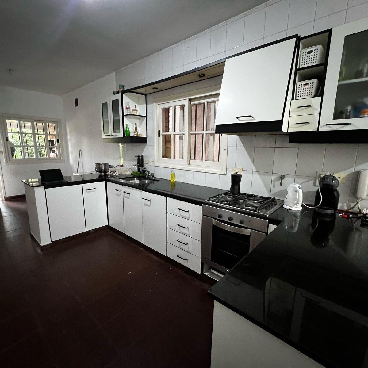 Chalet en La Lucila 4