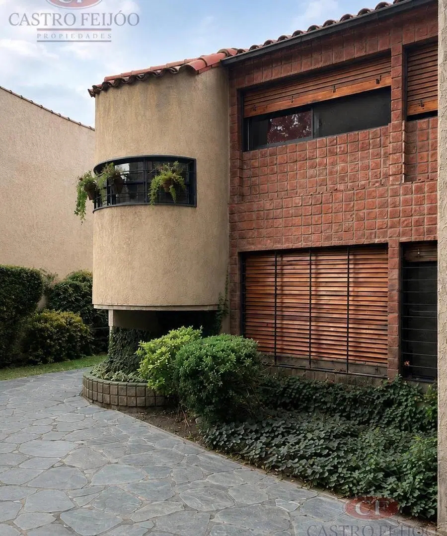 Excelente Ubicación en Vicente López - Madero al 170 - Casa en VENTA 8