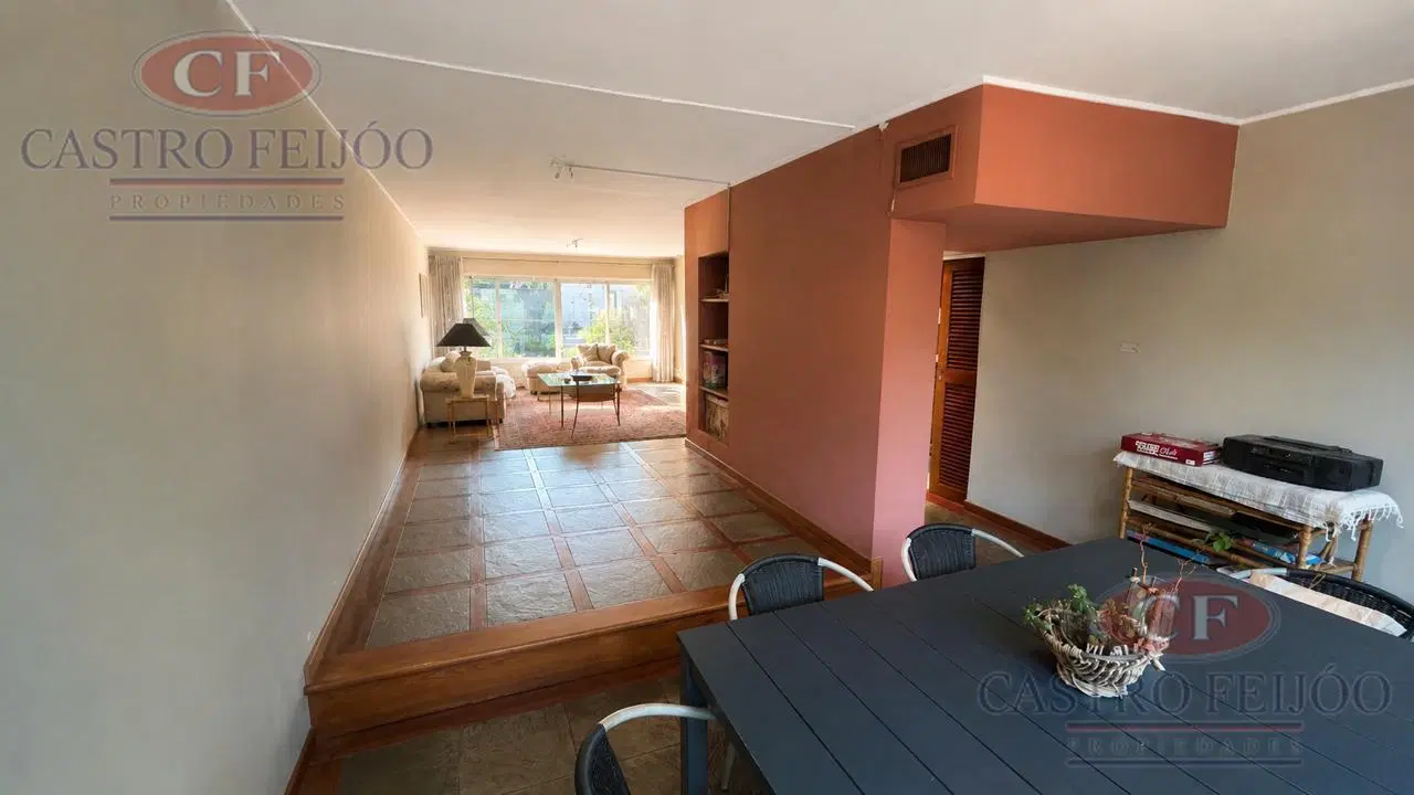 Excelente Ubicación en Vicente López - Madero al 170 - Casa en VENTA 2