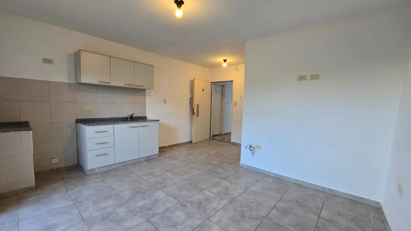 DEPARTAMENTO 2 AMBIENTES - CENTRO, RESISTENCIA 2