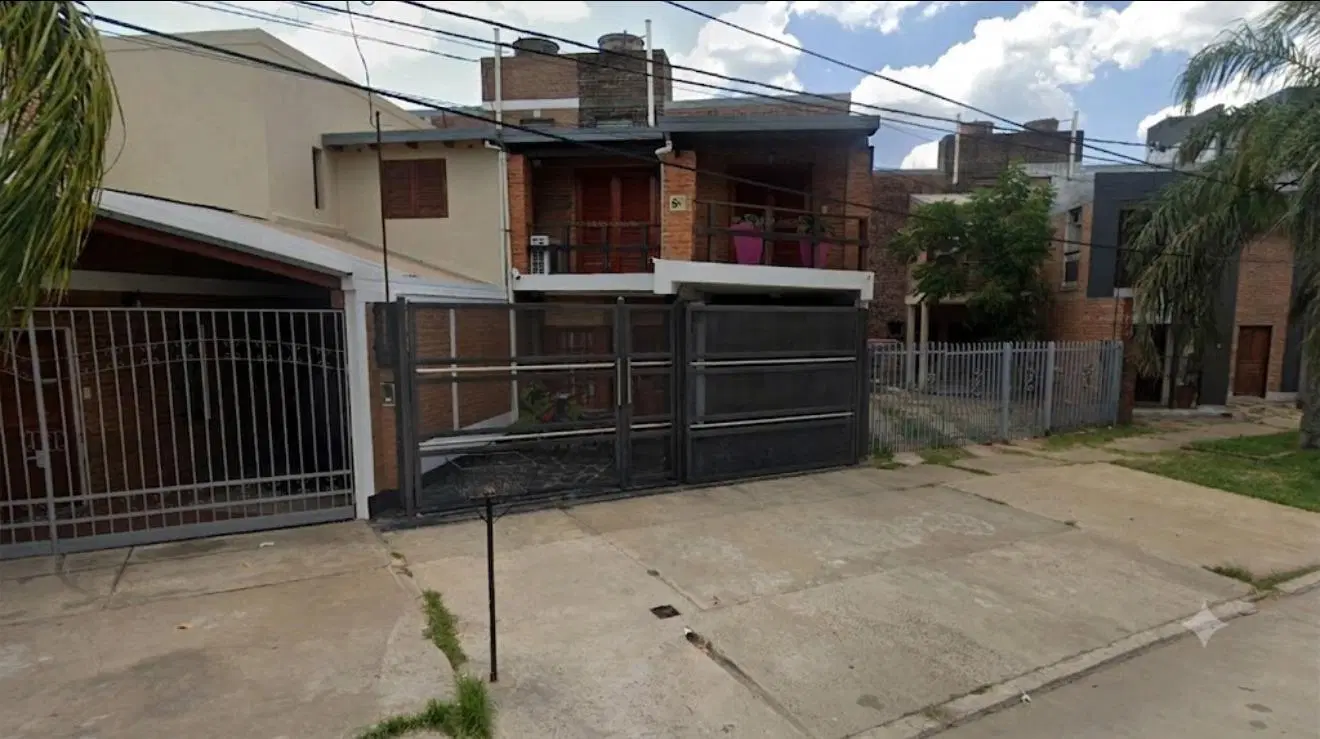 CASAS - DUPLEX - CENTRO, RESISTENCIA 1