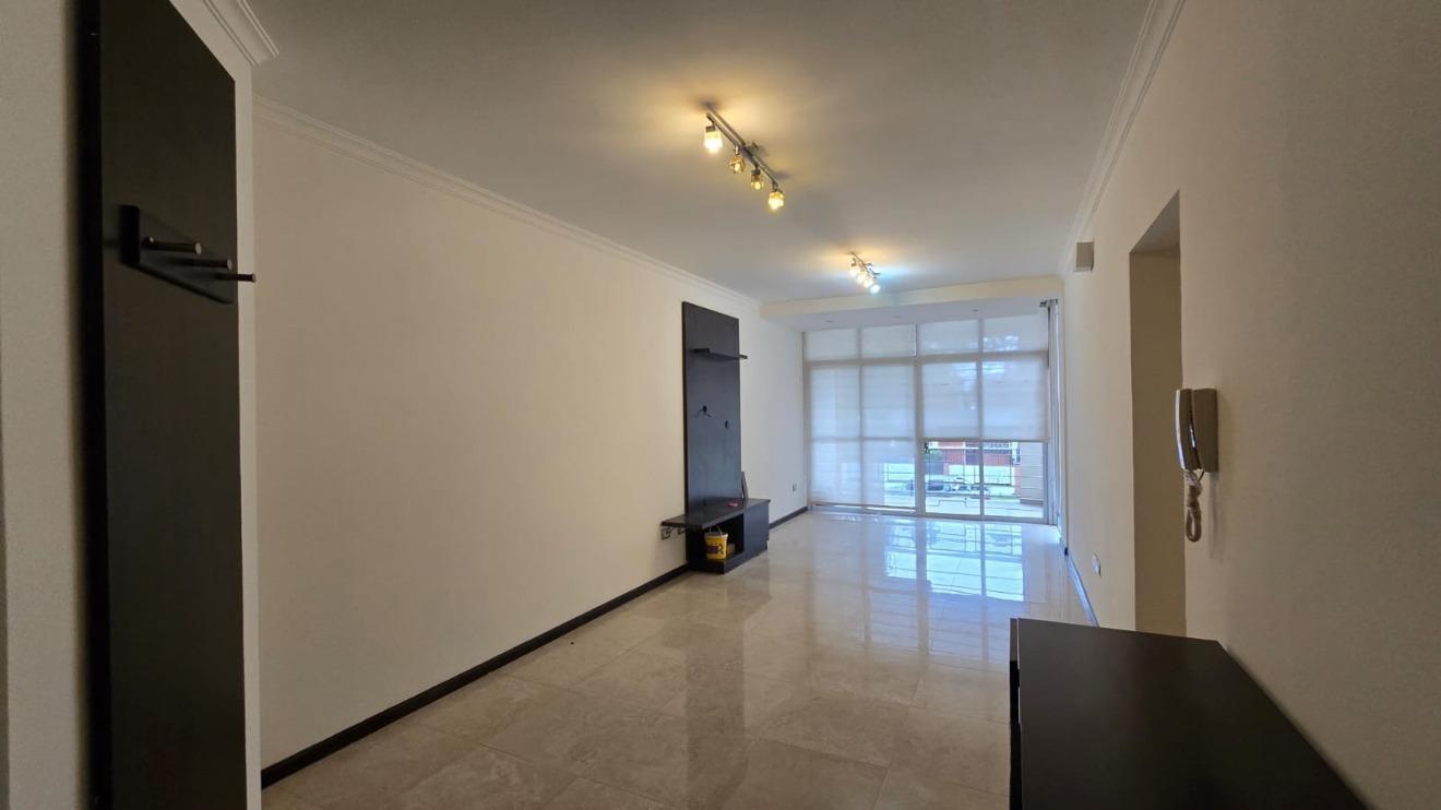 Foto de DEPARTAMENTO 3 DORMITORIOS - CENTRO, RESISTENCIA, imagen 3