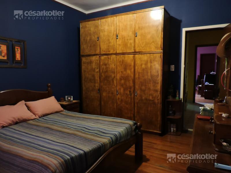 Foto de Casa en PH en buen estado Temperley - 4 ambientes jardin y cochera, imagen 5