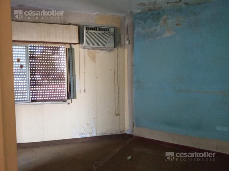 Casa con 2 Departamentos Venta en BLOCK - Temperley