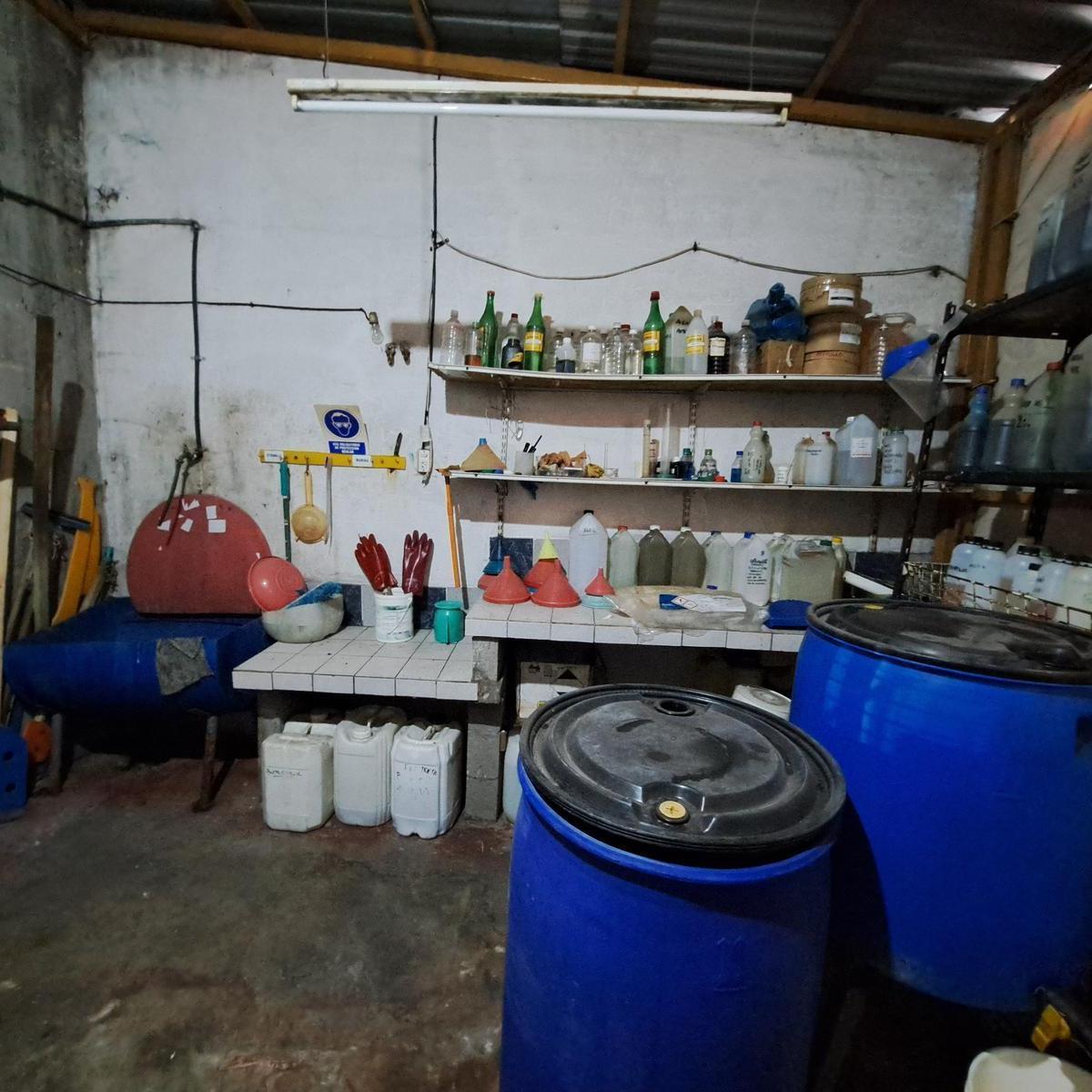 Foto de Galpón con Salon de ventas y oficina, imagen 5