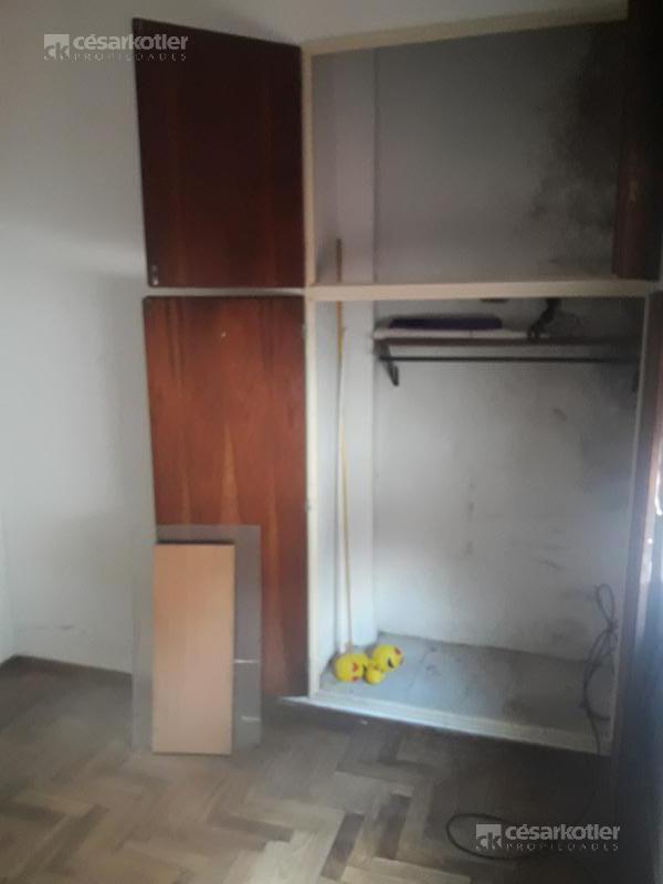 Foto de VENTA OPORTUNIDAD - COMPRA EN BLOCK O SEPARADO - Temperley, imagen 3
