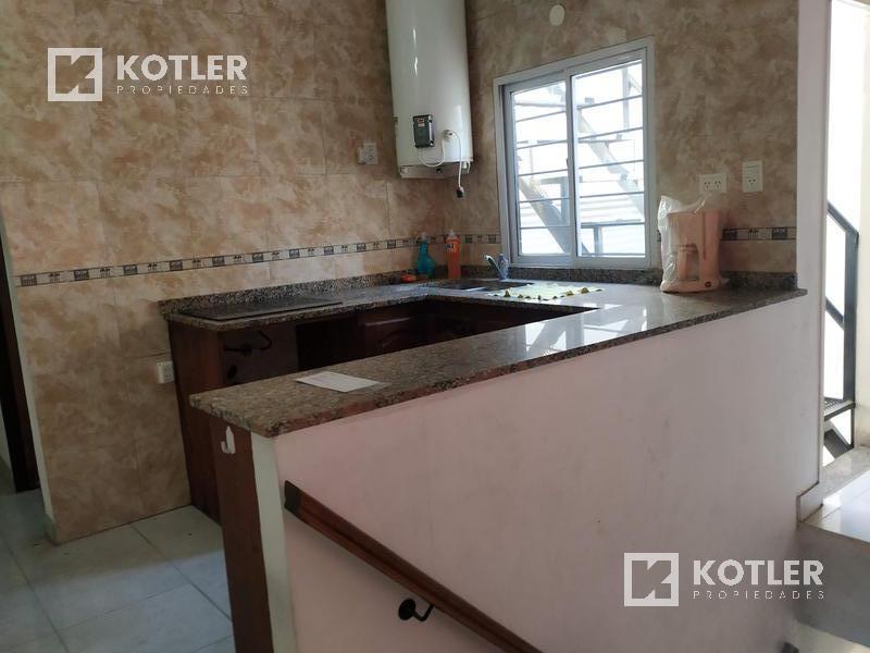Foto de Galpón Vivienda/Oficinas con salon de venas. 300mts2 cub totales, imagen 3