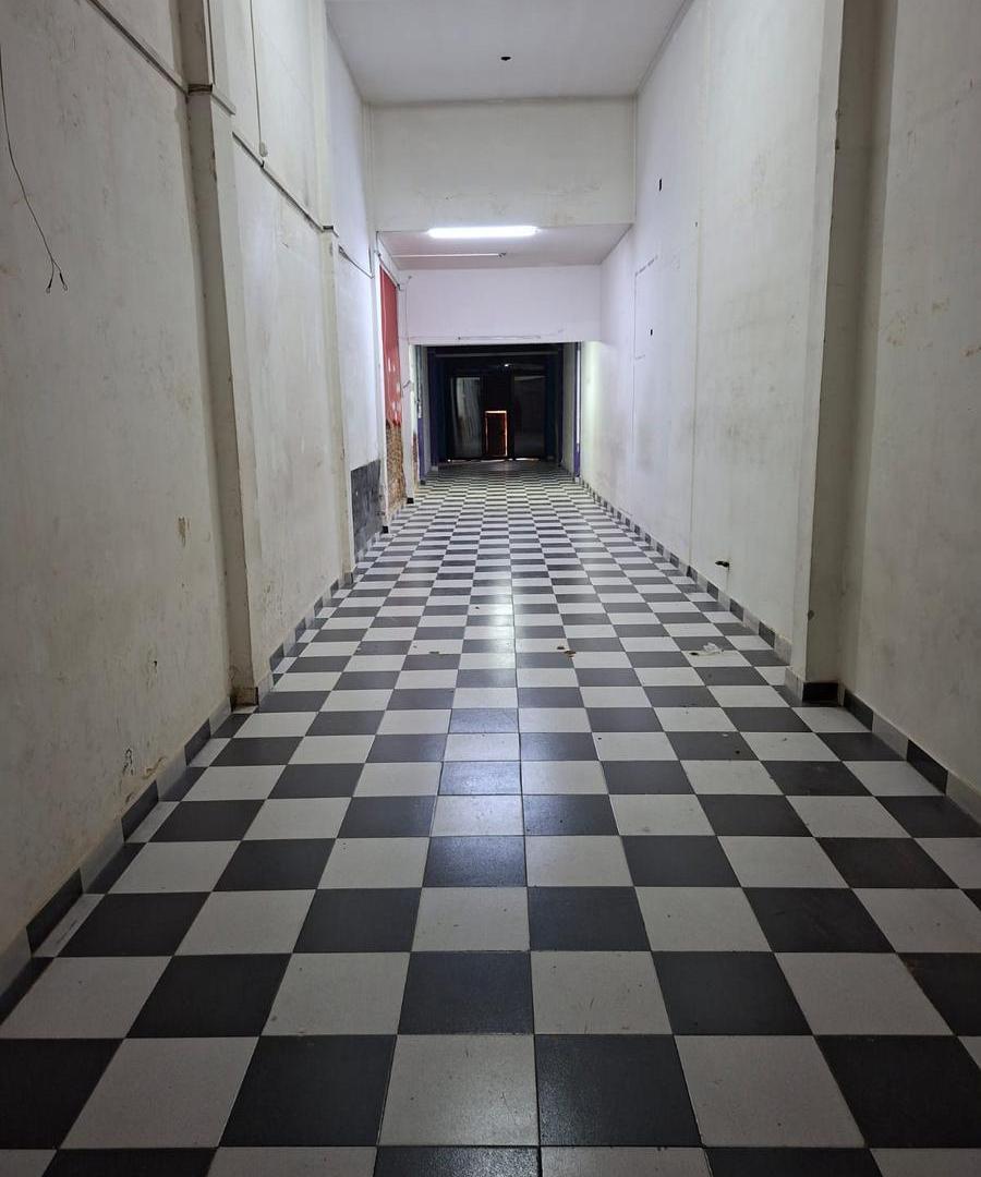 Foto de Local de 3x16 en centro comercial de Lomas - Lomas De Zamora, imagen 5