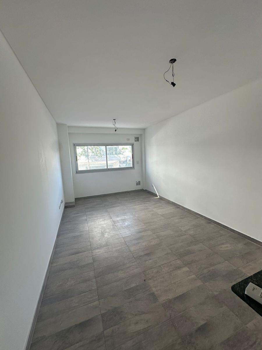 Alquiler Monoambiente en Villa Luro 4