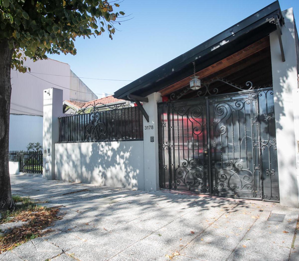Venta Casa 4 Ambientes con Jardin en Villa Pueyrredon 3