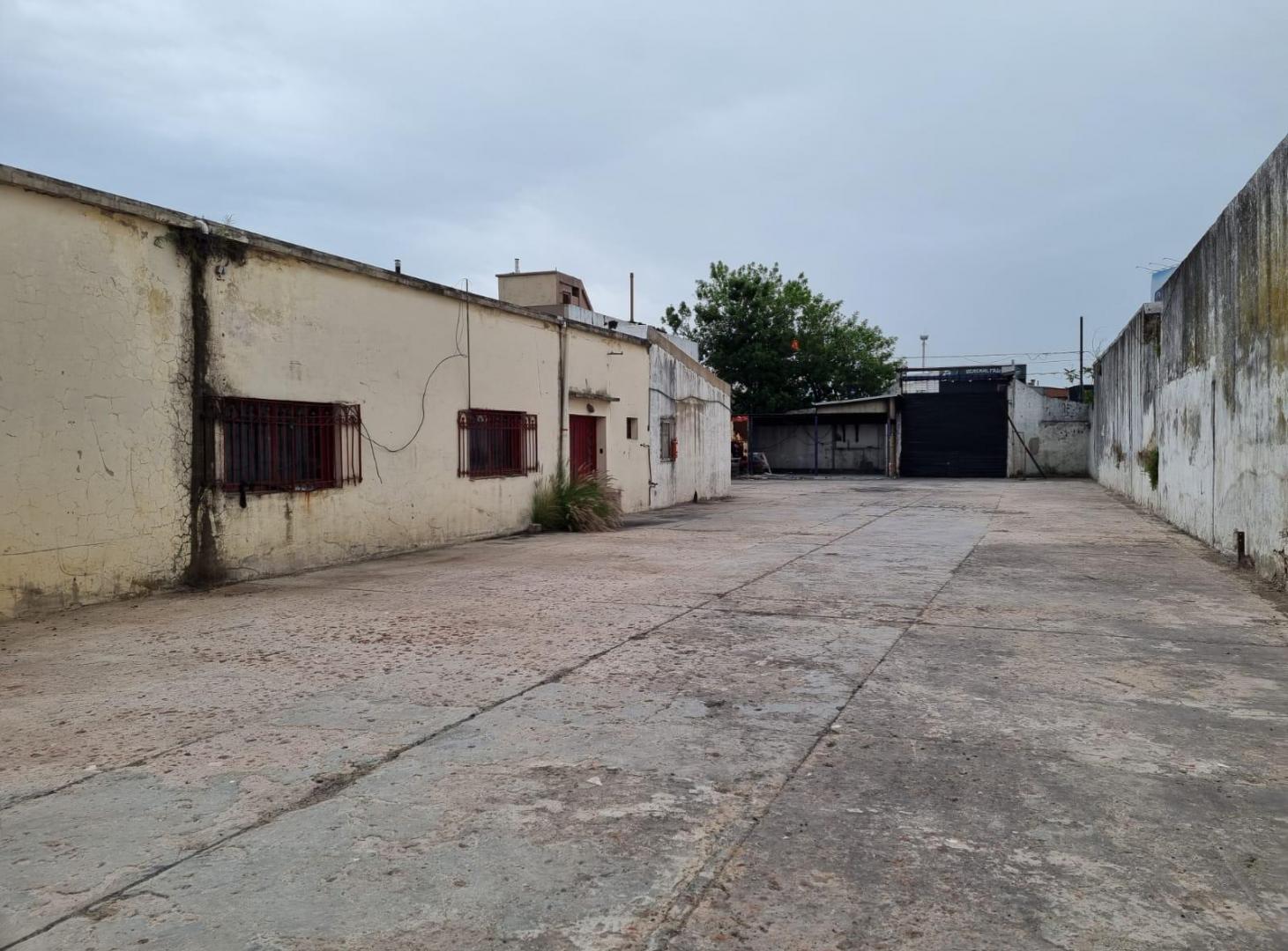 ALQUILER DOBLE LOTE EN DEVOTO