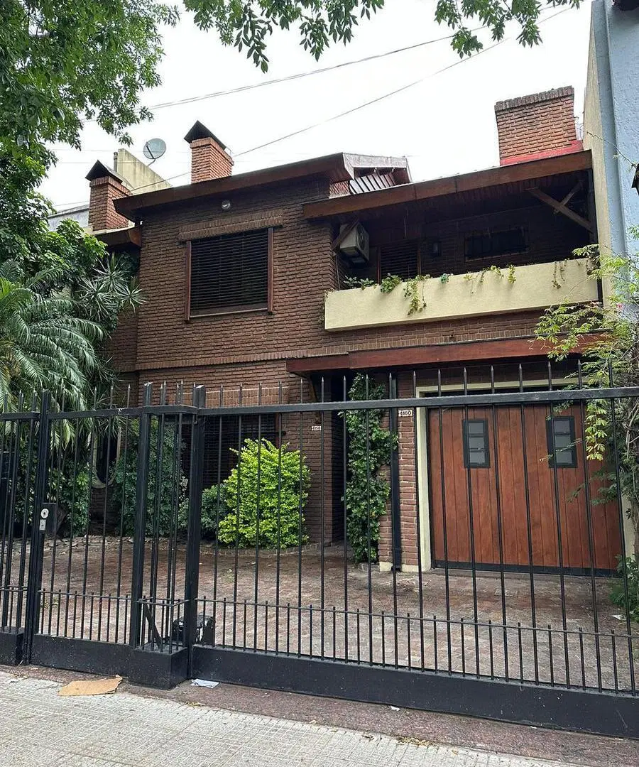 IMPORTANTE CASA EN ALQUILER EN VILLA DEVOTO PARA USO COMERCIAL 3