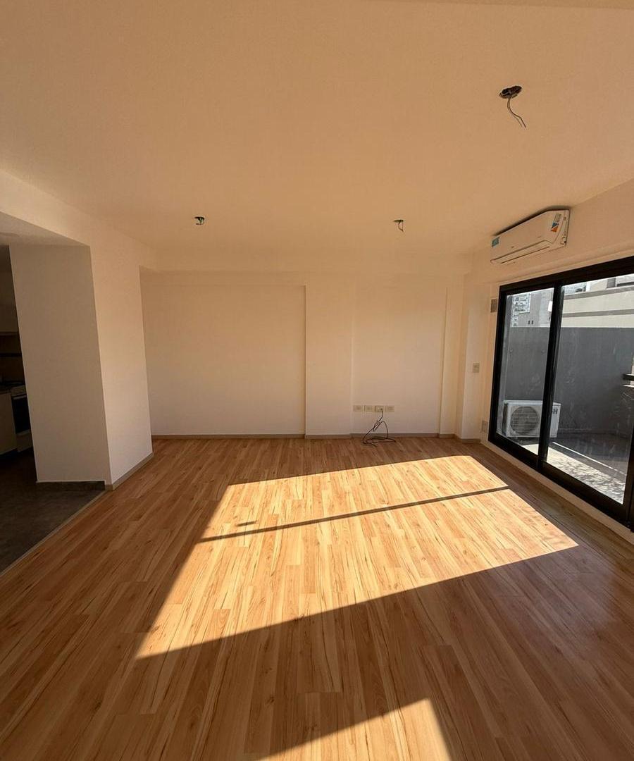 Foto de ALQUILER DOS AMBIENTES EN VILLA CRESPO MUY LUMINOSO Y CON BALCON TERRAZA, imagen 3
